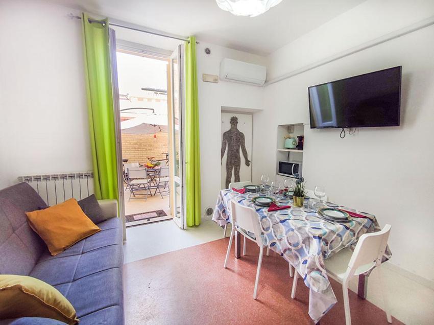Casa Chiara In Centro Con Corte Privata San Benedetto del Tronto Eksteriør billede